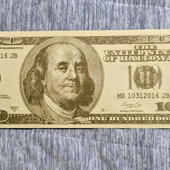 Fun And Collectable Novelty 100 Dollar Bill Prop. United States Of Halloween - Picture 3 of 4